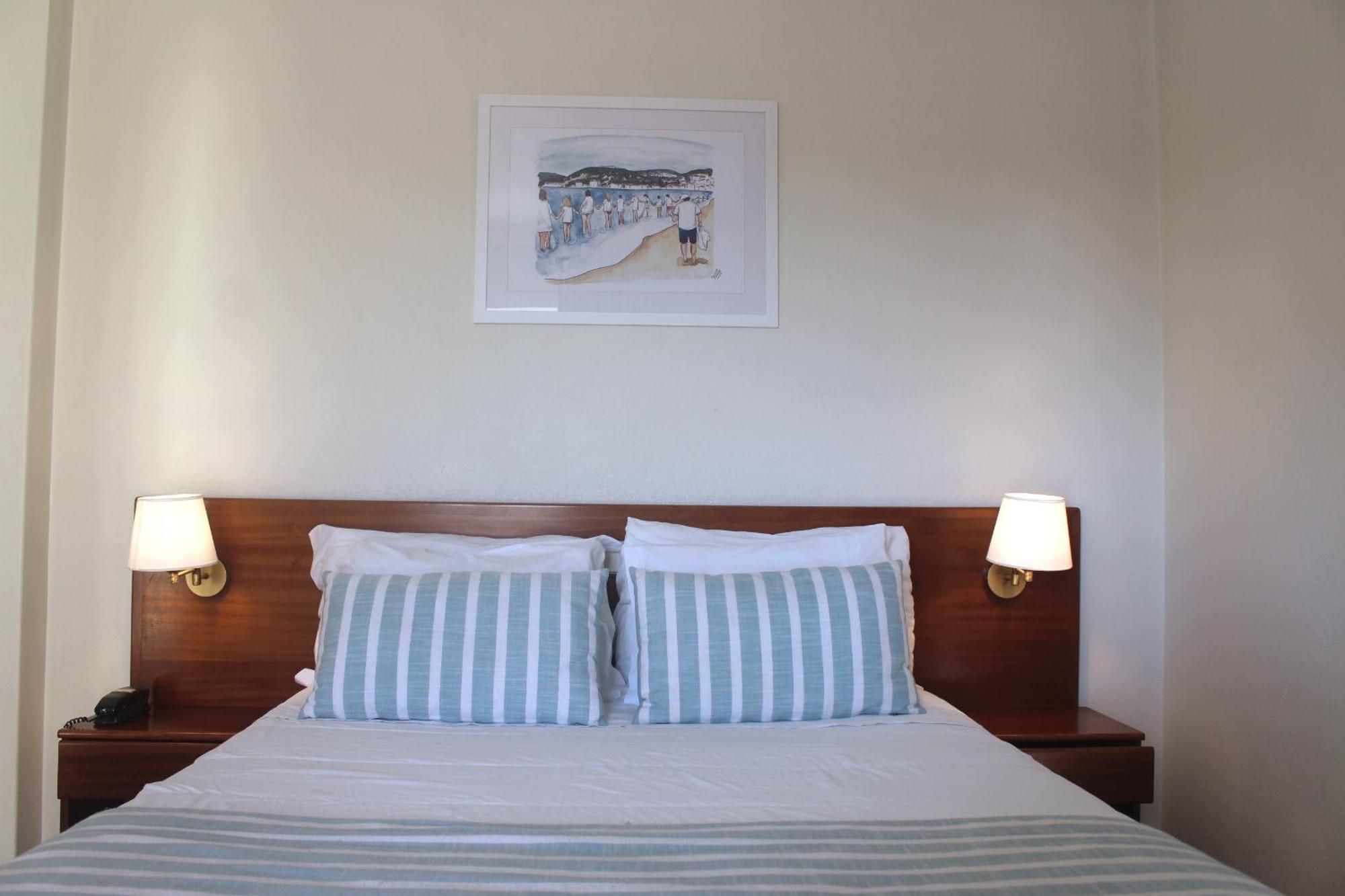 Hotel Santo Antonio Da Baia Sao Martinho do Porto Bagian luar foto